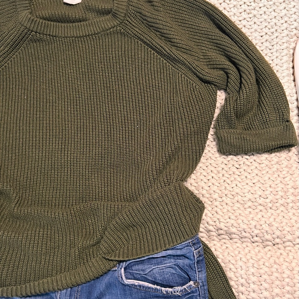BOHO Mote Hi-Low Army green knit Sweater Large 3/4 sleeve
